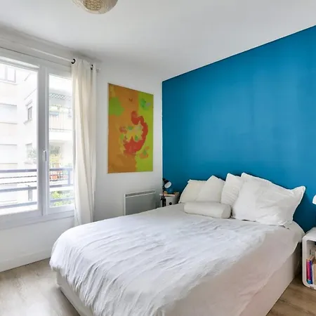 Charming For 4 In The Heart Of Montmartre Apartment