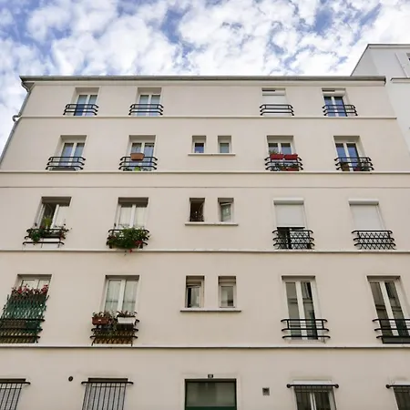 Charming For 4 In The Heart Of Montmartre Apartment