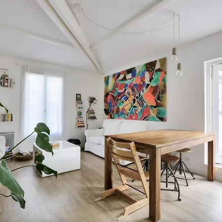 Charming For 4 In The Heart Of Montmartre
